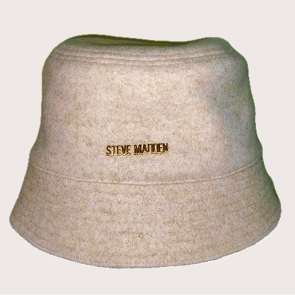 NWT Steve Madden, Cream, Polyester Bucket Hat - One Size
